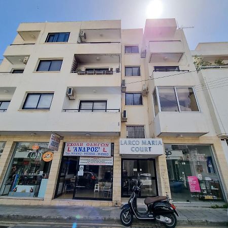 Cheer Up City Apartment, Near To The Finikoudes Beach Λάρνακα Εξωτερικό φωτογραφία