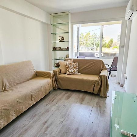Cheer Up City Apartment, Near To The Finikoudes Beach Λάρνακα Εξωτερικό φωτογραφία