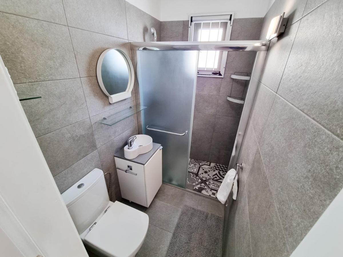 Cheer Up City Apartment, Near To The Finikoudes Beach Λάρνακα Εξωτερικό φωτογραφία